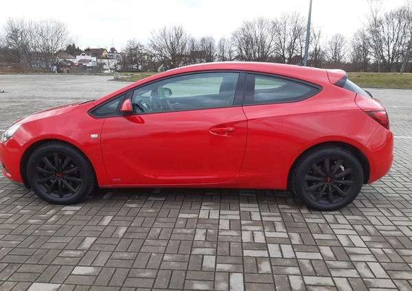 Opel Astra cena 29700 przebieg: 242000, rok produkcji 2013 z Paczków małe 326